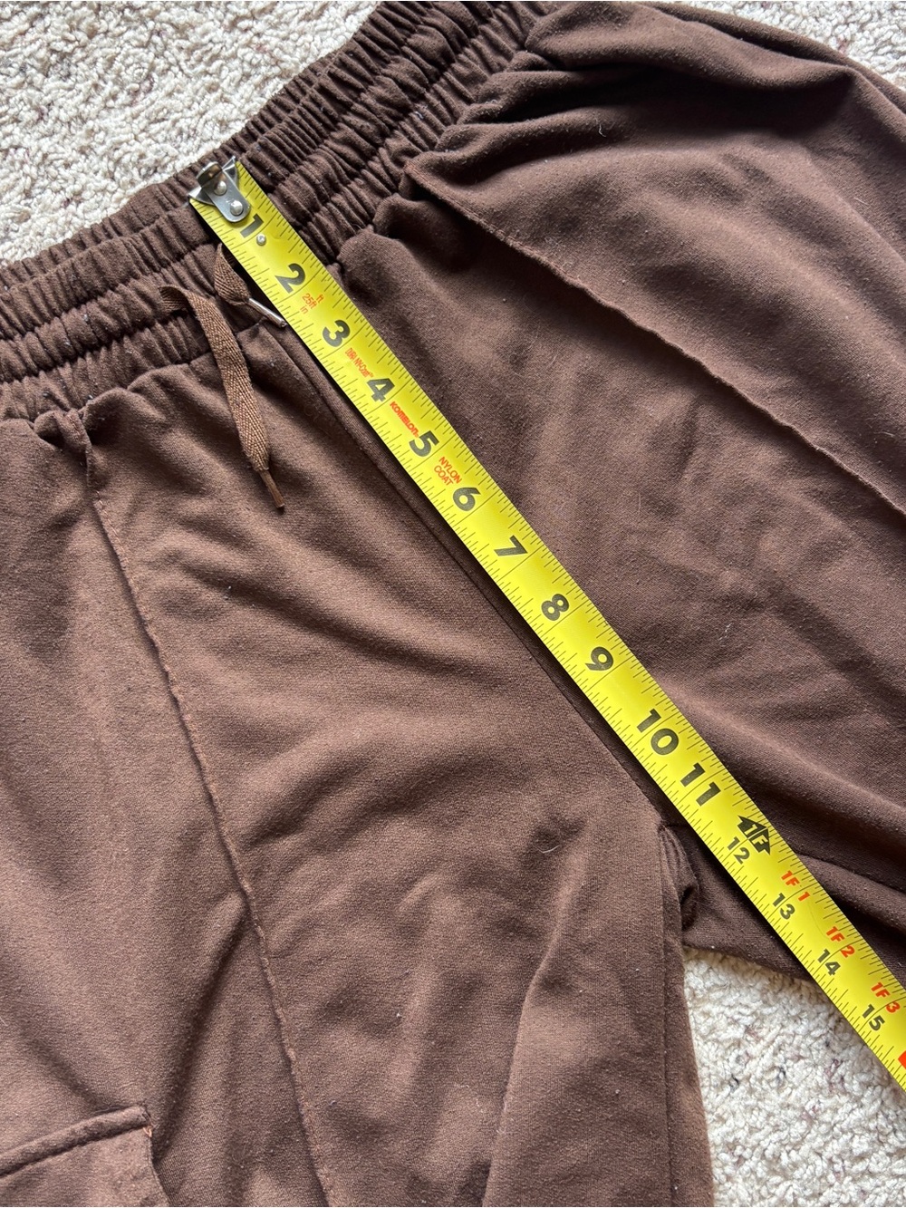 Women’s M Wide-Leg Cargo SweatPants in Dark Brown - Picture 6 of 8